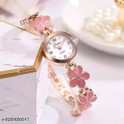 Elegant Flower Design Women’s Analog Watch – Stylish Metal Strap, Round Dial Timepiece